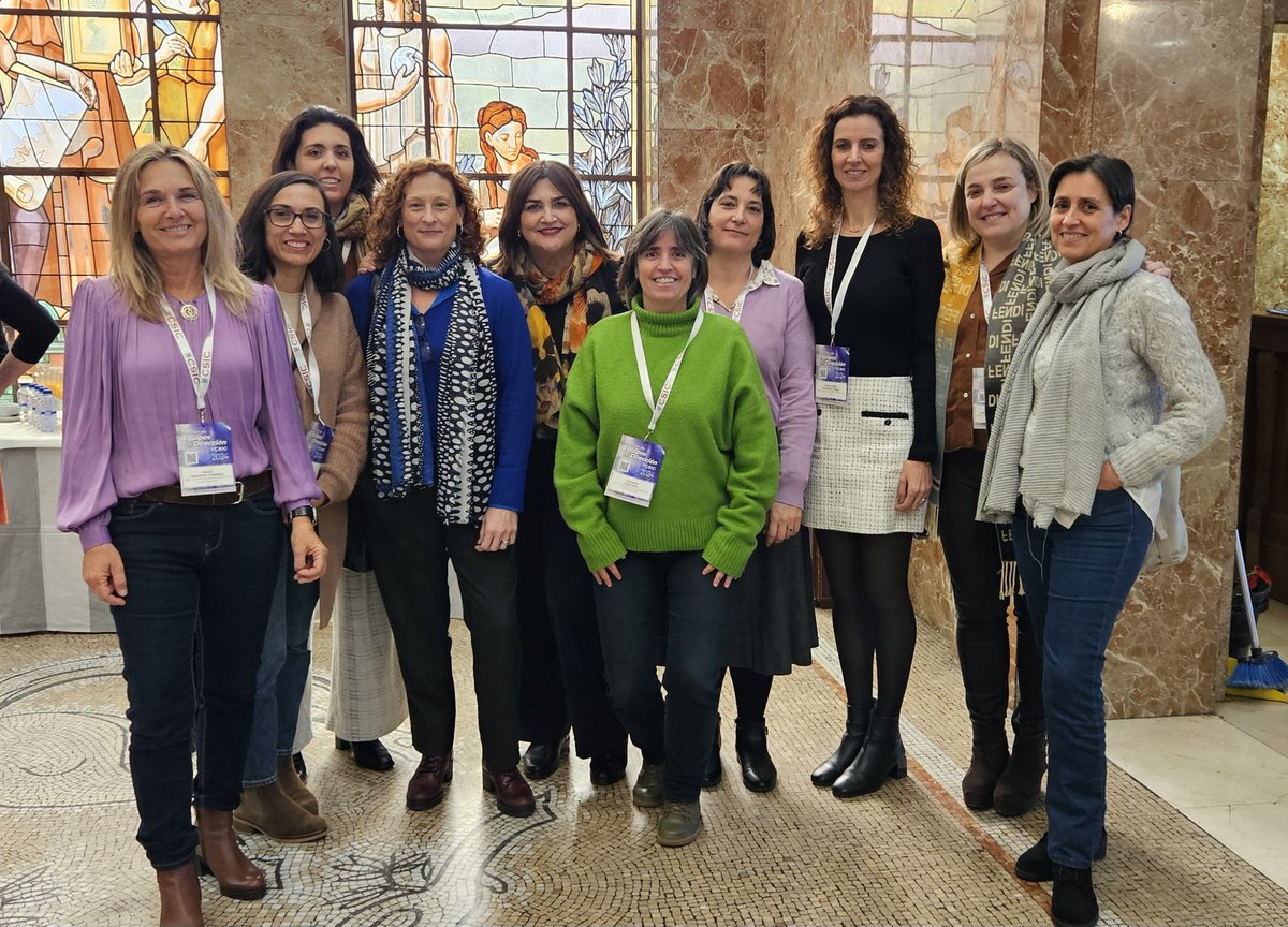 mclimatica's tweet image. No me puede gustar más este grupo de mujeres poderosas formado por las directoras y vicedirectoras del @IEOoceanografia #11f