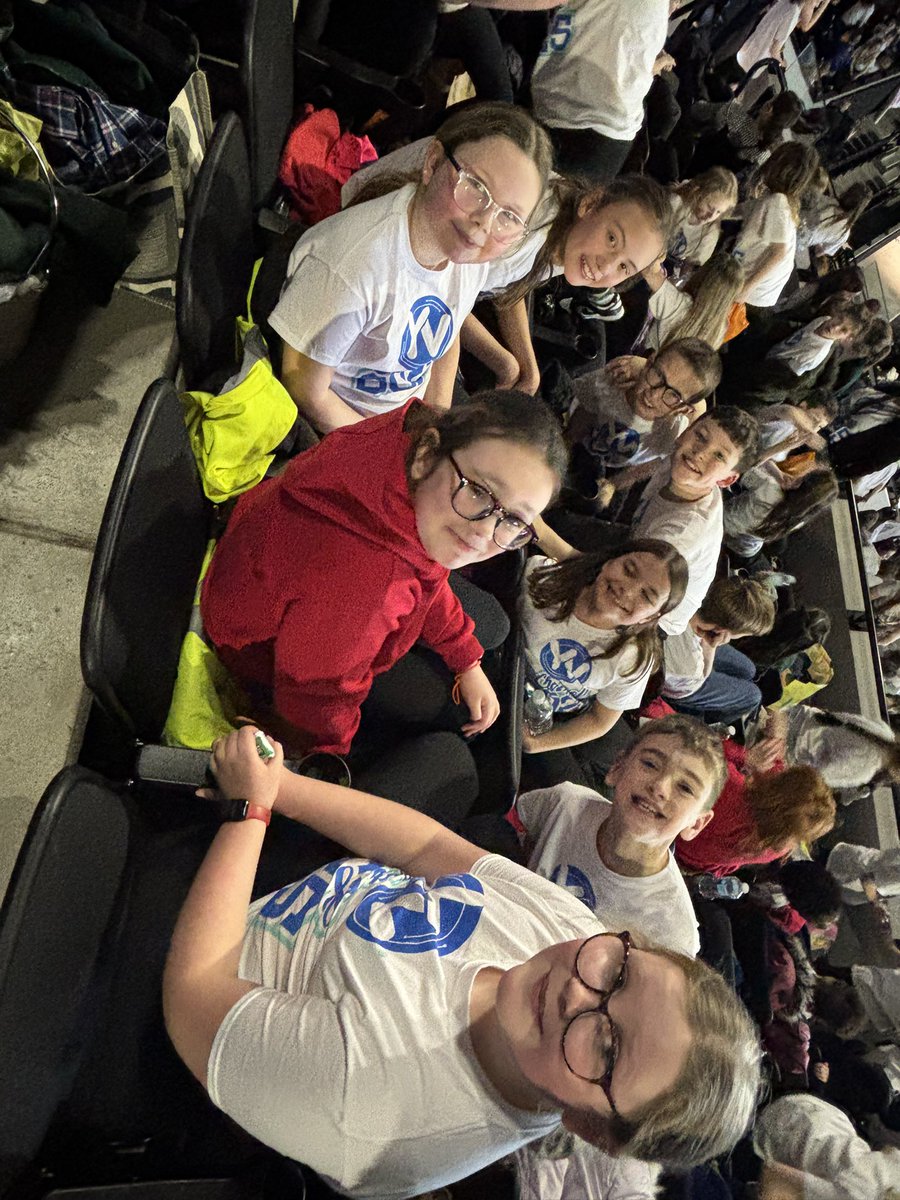 class6Aspull's tweet image. Singing is a fully inclusive and great way to improve our well-being - we had an amazing time at Young Voices 2025! #acpsmusic #acpswellbeing #childrensmentalhealthweek