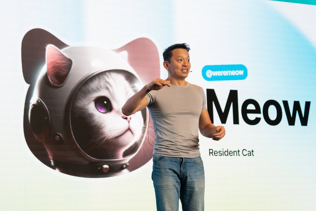 jup_uplink's tweet photo. Meow 555 🐱

@weremeow proposed a DAO Vote to fund talent acquisition with his personal allocation of 280m $JUP over the next 3 years and get it back from the Treasury by 2030. 

In return Meow asks a bonus of 220m $JUP by the end of the 5 Year max max max cat alignment plan.

WEN VOOOTE? 🫶✅