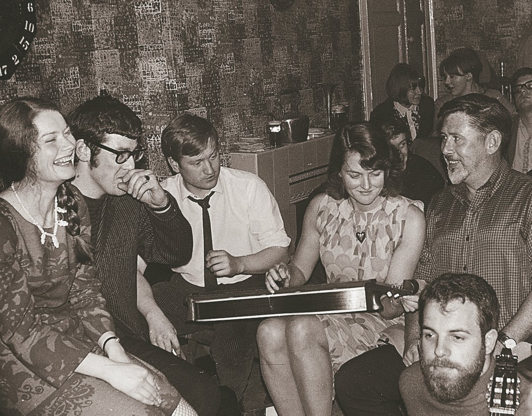 Against The Grain: George Rayner-Law on folk revivals and the idea of continuity  

What's fuelling the current interest in English folk music? Are  ideological currents going unexamined?

George Rayner-Law considers these questions &amp; more in The Wire 493.
thewire.co.uk/in-writing/col…