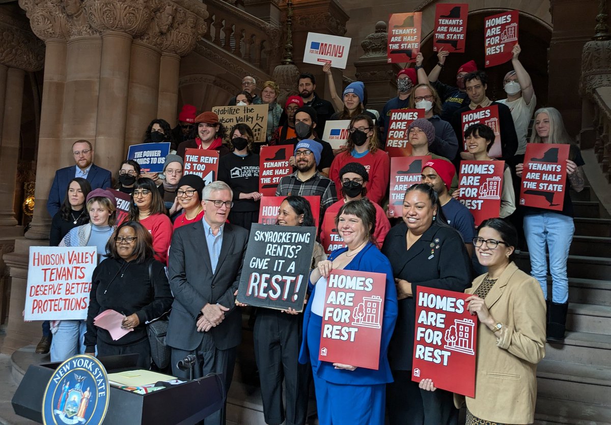 TenantBloc's tweet photo. Tenants across New York State are facing a housing emergency!

The REST Act will create stability and affordability for our communities.

#RentStabilizationNow https://t.co/afAvfZtmu0