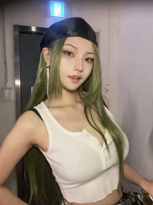 コスプレイヤーLeeloo(リール)のTwitter画像28
