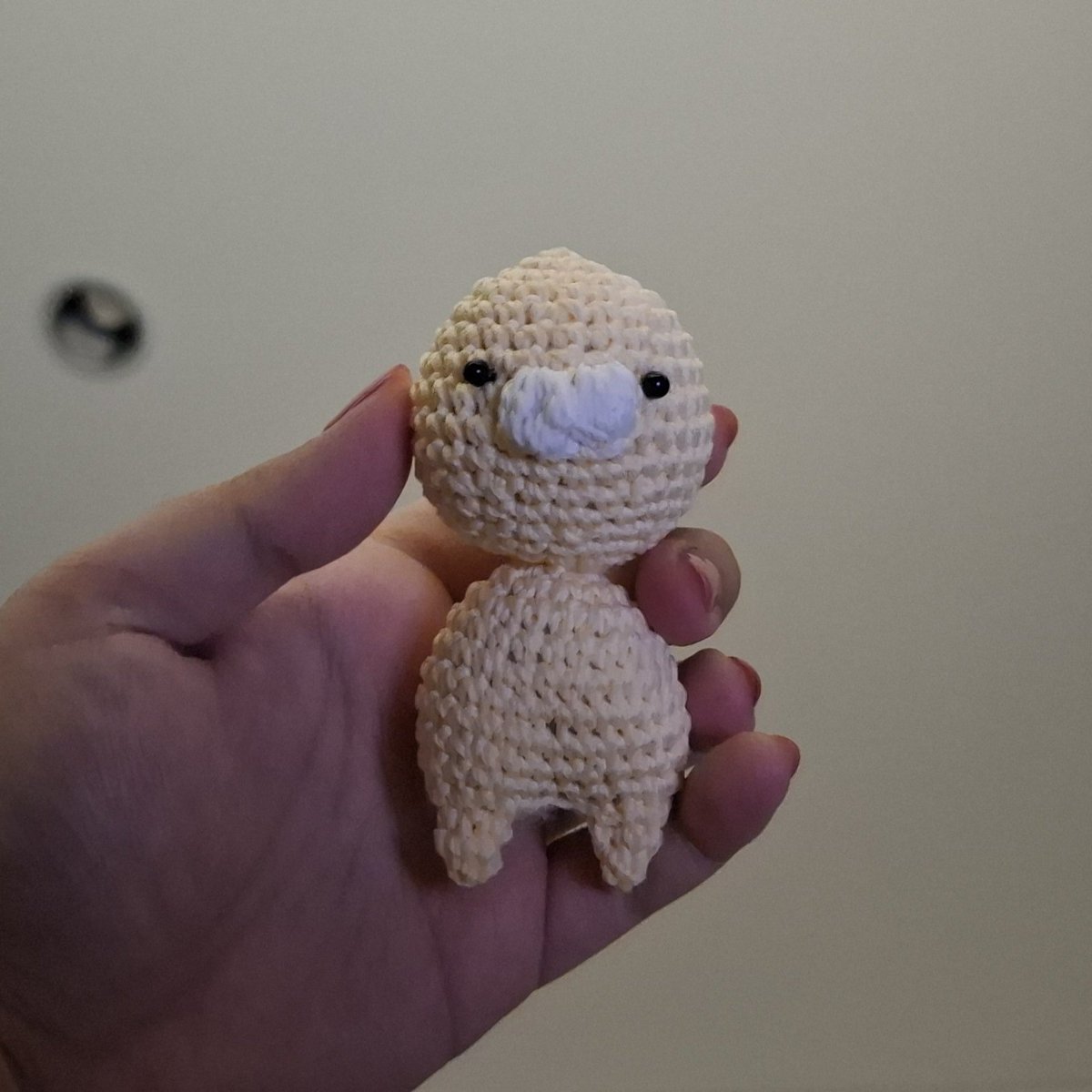 Not me changing my pattern again
Sometimes, I wonder why I'm doing this to myself.

Anyway he looks so goofy being bald like this. WIP

My body hurts all over so I'm going to sleep