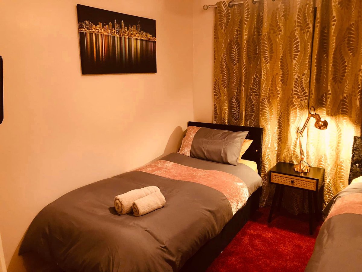 TheBBDirectory's tweet photo. ๐ Whether itโs a spontaneous getaway or a well-planned break, guests can enjoy relaxing and comfortable rooms with excellent facilities at Ye Olde Cherry Picker. ๐ฟโจ
https://t.co/5tbswDnlSd
#SloughAccommodation #FamilyRunPub #BerkshireStay #CosyB&B #RelaxAndExplore #WarmWelcome https://t.co/hlK7IOHKuf