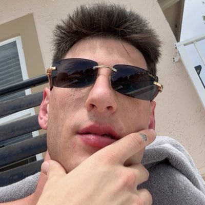 Noahconstrict0r's tweet photo. #NewProfilePic https://t.co/NMmJWQhlQe