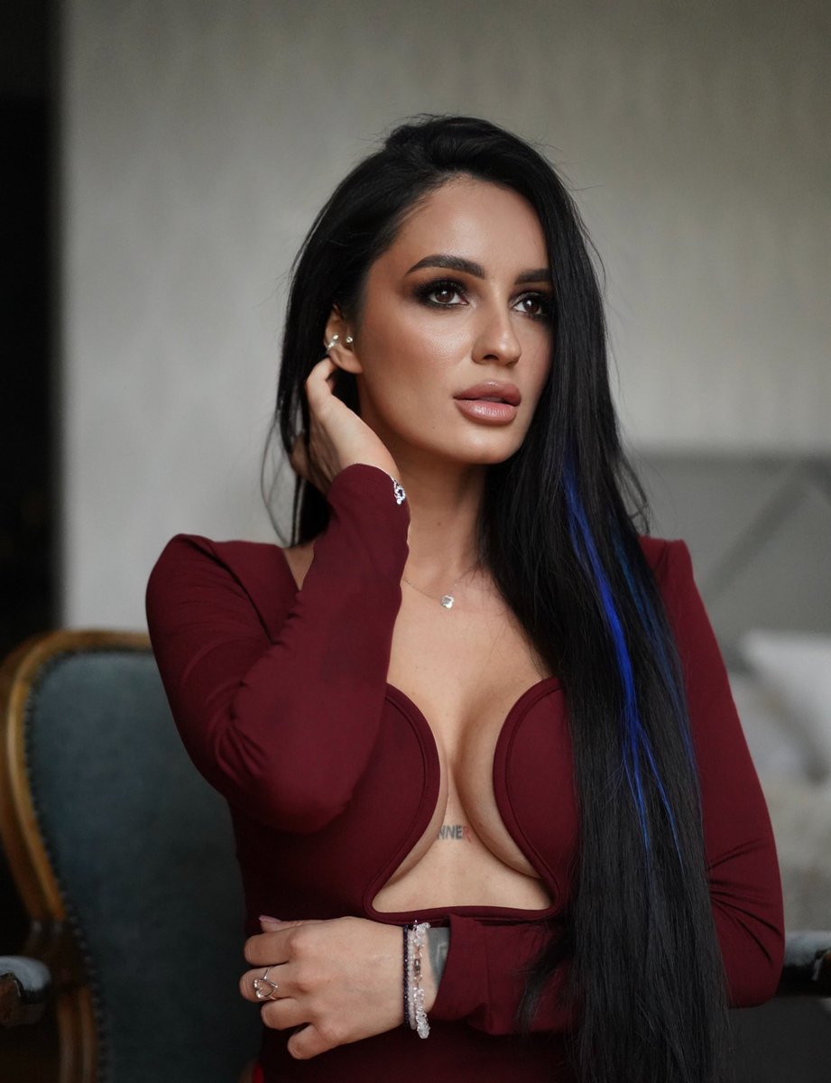 Freya__Torres's tweet photo. You won’t want to miss what I’m sharing over on OnlyFans 💋 Let’s make it unforgettable #onlyfans #onlyfansgirl #nsfw #twitterfans #sellingcontent https://t.co/KQqIAoccLt