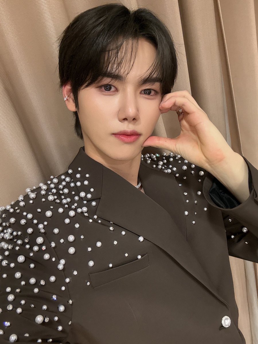강쀼쀼 tweet media