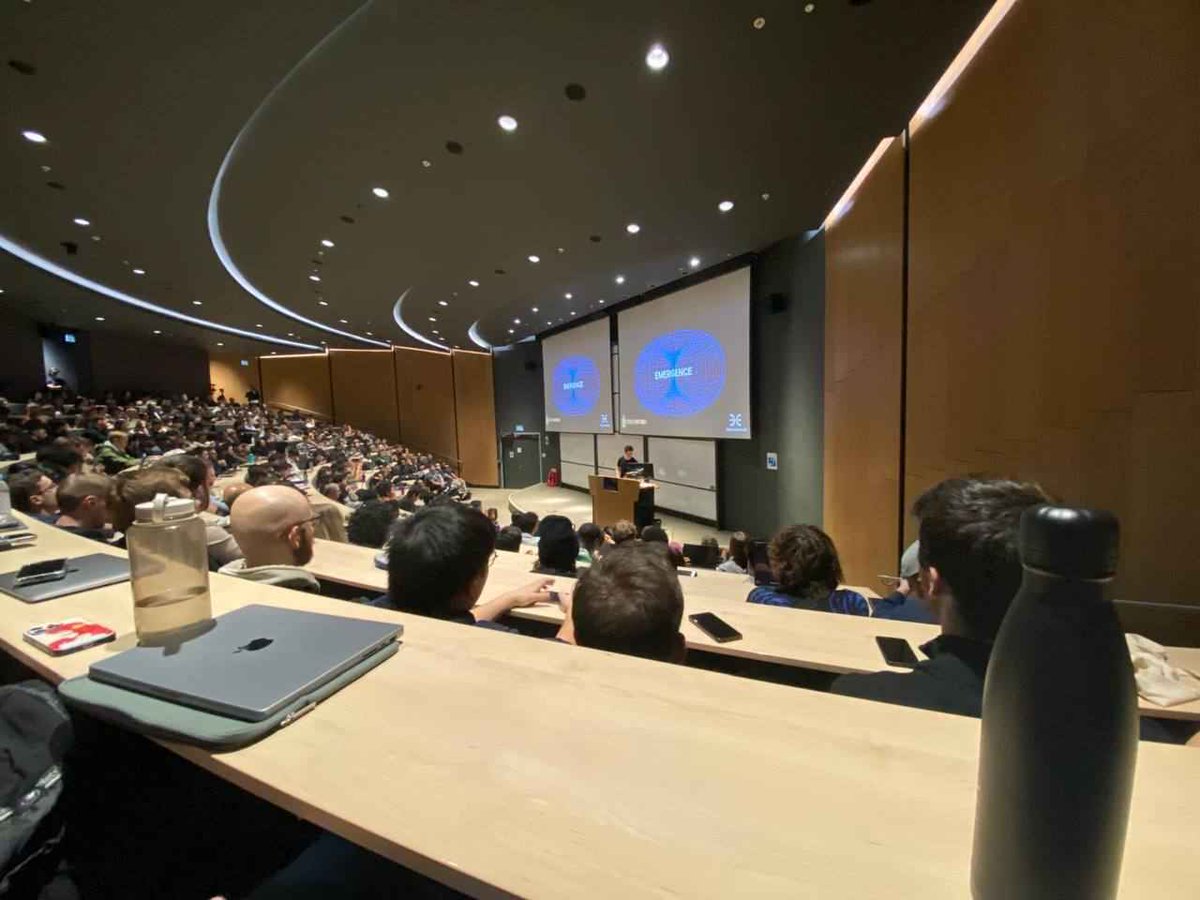 Torus at ETH Oxford: Building AI in the Real World

Unlike many AI projects that operate exclusively within Discord servers, Torus Network is taking a boots-on-the-ground approach—meeting developers where they are, in universities, hackathons, and research hubs. Instead of