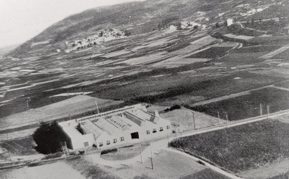 <a href="/xabimaceiras/">Xabi Maceiras</a> adica as Crónicas De Arteixo a TAGASA👉 empresa textil que estivo operativa desde 1948 ata os anos 60 na zona que hoxe ocupa a entrada da refinería e que daba traballo a unhas 135 persoas, moitas delas mulleres da bisbarra
🔎A súa historia👉acortar.link/LDbSd3