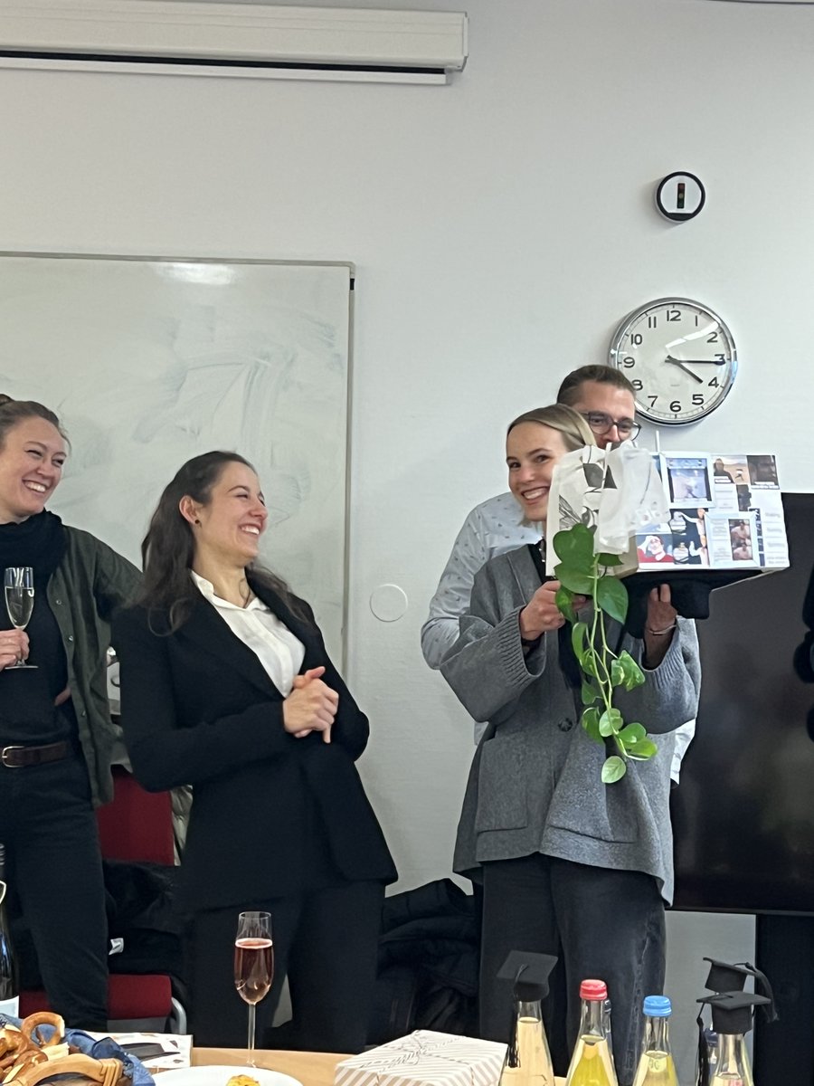 Enrico Rukzio (@rukzio) on Twitter photo Congratulations to Dr. (!) Jana Funke for successfully defending her doctoral thesis on “Supporting Exercise Movement in Remote Settings using Extended Reality." Thanks to <a href="/THirzle/">Teresa Hirzle</a> (also co-supervisor) and Stefan Schneegaß for serving as thesis examiners uni-ulm.de/en/in/mi/insti… Congratulations to Dr. (!) Jana Funke for successfully defending her doctoral thesis on “Supporting Exercise Movement in Remote Settings using Extended Reality." Thanks to <a href="/THirzle/">Teresa Hirzle</a> (also co-supervisor) and Stefan Schneegaß for serving as thesis examiners uni-ulm.de/en/in/mi/insti…