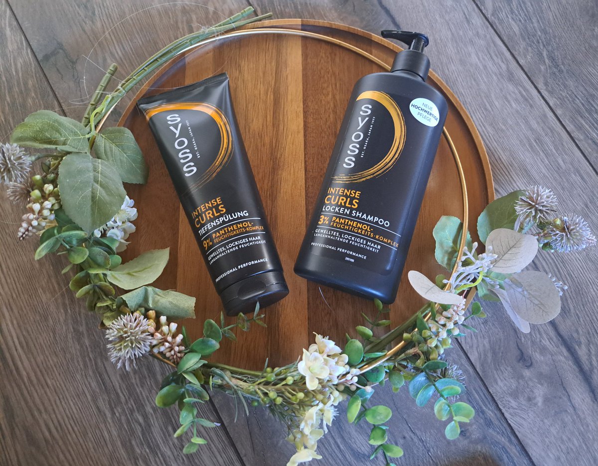MitTesten's tweet photo. Werbung 

Test der #syoss Haarpflege Intense Curls Dank mit  @trnd_dach. Meine Haare sind von der Produktkombination aus Shampoo und Tiefenspülung schön weich, auch noch 2 Tage nach der Anwendung. 

#trnd_syosscare #syosscare https://t.co/0ONr7XB13r