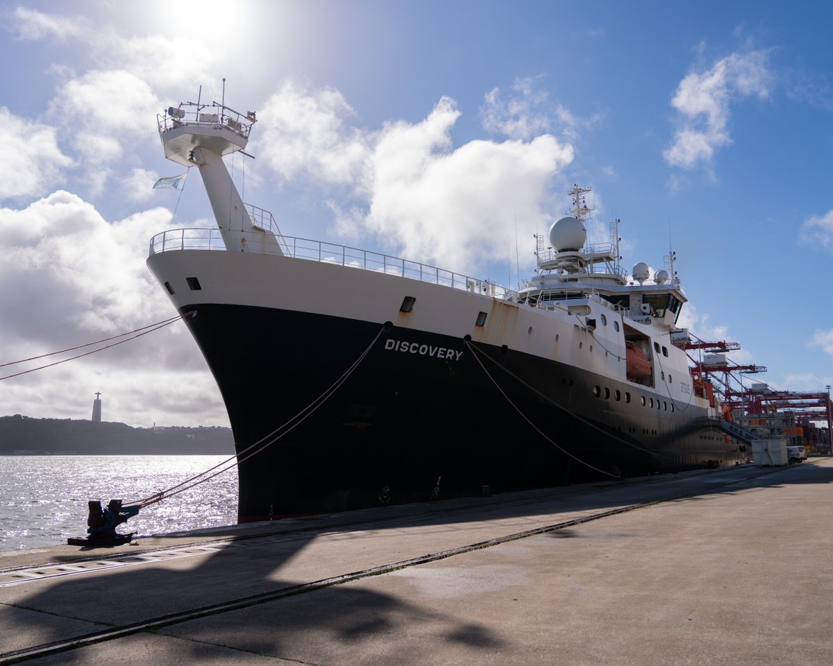🚢I'm thrilled to be on board the Royal Research Ship Discovery here in Portugal on the International Day of Women and Girls in Science.
I’m pleased that UK and PT researchers will have the chance to connect, share knowledge, and deepen our collaboration in areas such as climate.