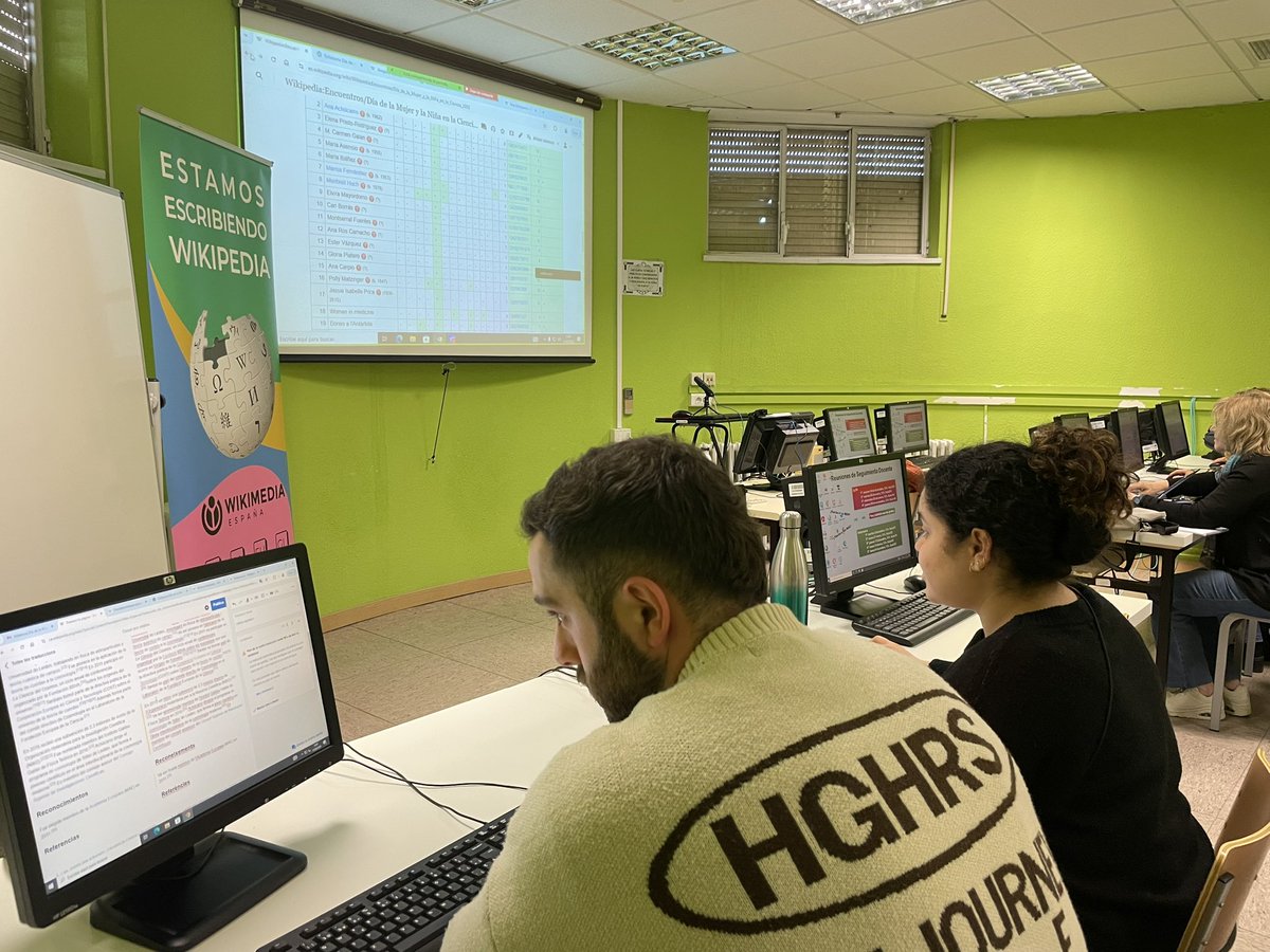 rbisgg73's tweet photo. Hoy nuestros estudiantes de doctorado del grupo #conerepro han participado en la #editatona organizada en @VeteUCM por @madrimasd, @wikimedia_es @unicomplutense, @UdcVet para celebrar el día de la Mujer y la Niña en la ciencia 🧬 #mujeryciencia #diamujeryninaenciencia https://t.co/c3yaWU6WXJ
