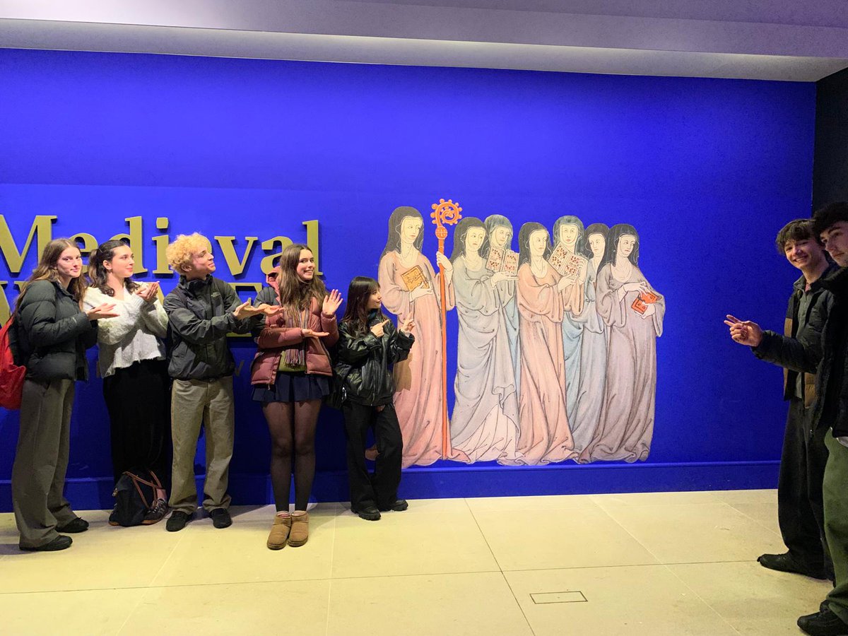 Alleyns_English's tweet photo. #AlleynsEnglish took #AlleynsUpperSchool to see the wonderful Medieval Women exhibition @britishlibrary - would highly recommend! @AlleynsSchool https://t.co/MoqHRykHvK