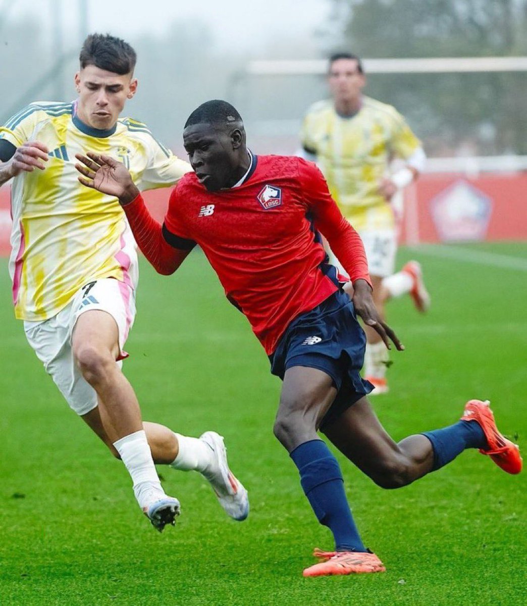 sylinational_FR's tweet image. C’est la fin. Fin de parcours en @UEFAYouthLeague pour les joueurs lillois. 

Les Lillois s'inclinent 3-1 à Milan. Bravo à Soriba Diaoune &amp;amp; les lillois pour le parcours. 

#InterLOSC l 3-1