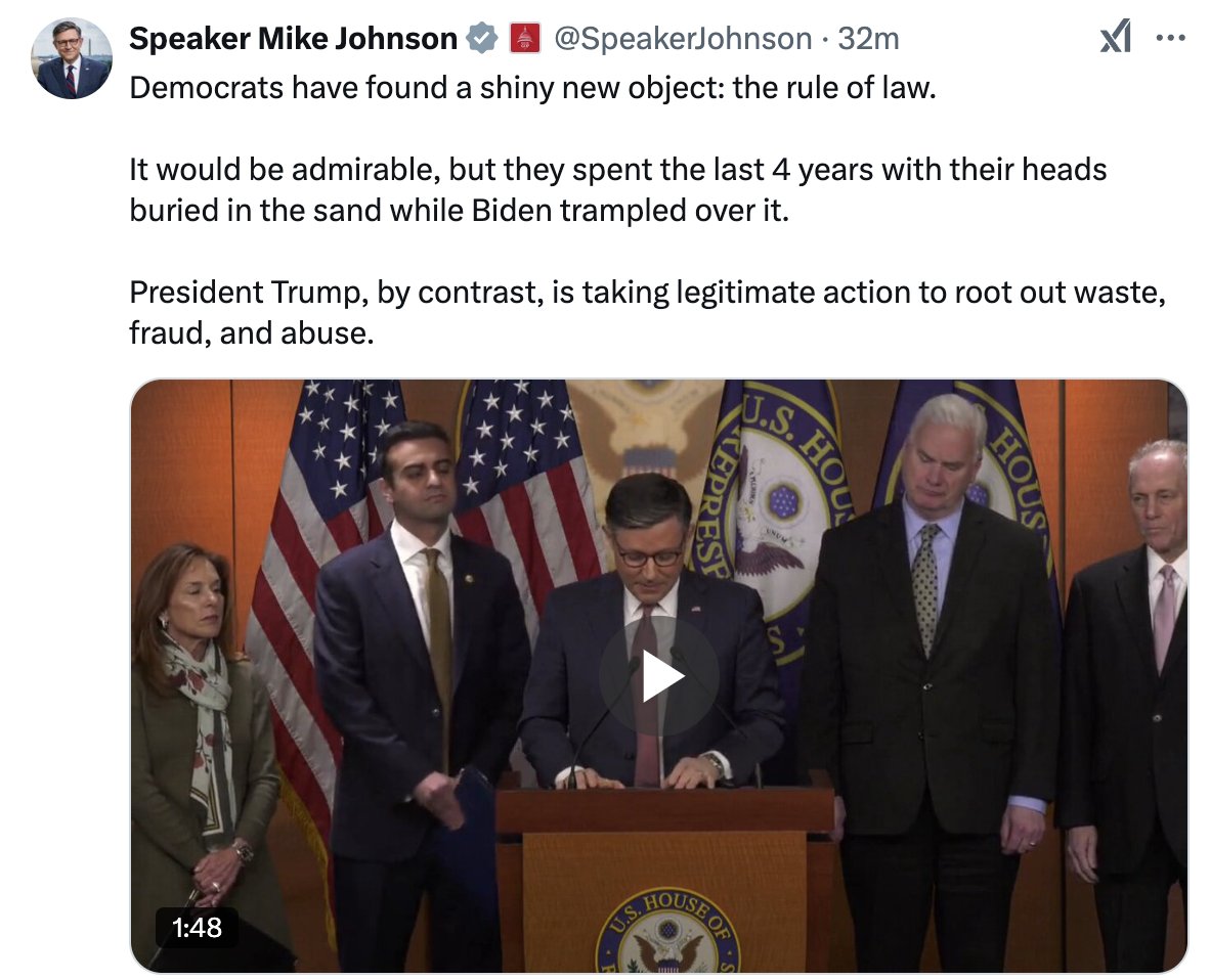 emptywheel's tweet photo. Speaker Mike would like to remind you that:
1) Trump just legalized international bribery
2) He just celebrated two corrupt Dems, Blago and Eric Adams
3) Trump's SEC just shut down a crypto fraud case
4) Steve Bannon just pled guilty to defrauding Trumpsters https://t.co/3nl86yupi8