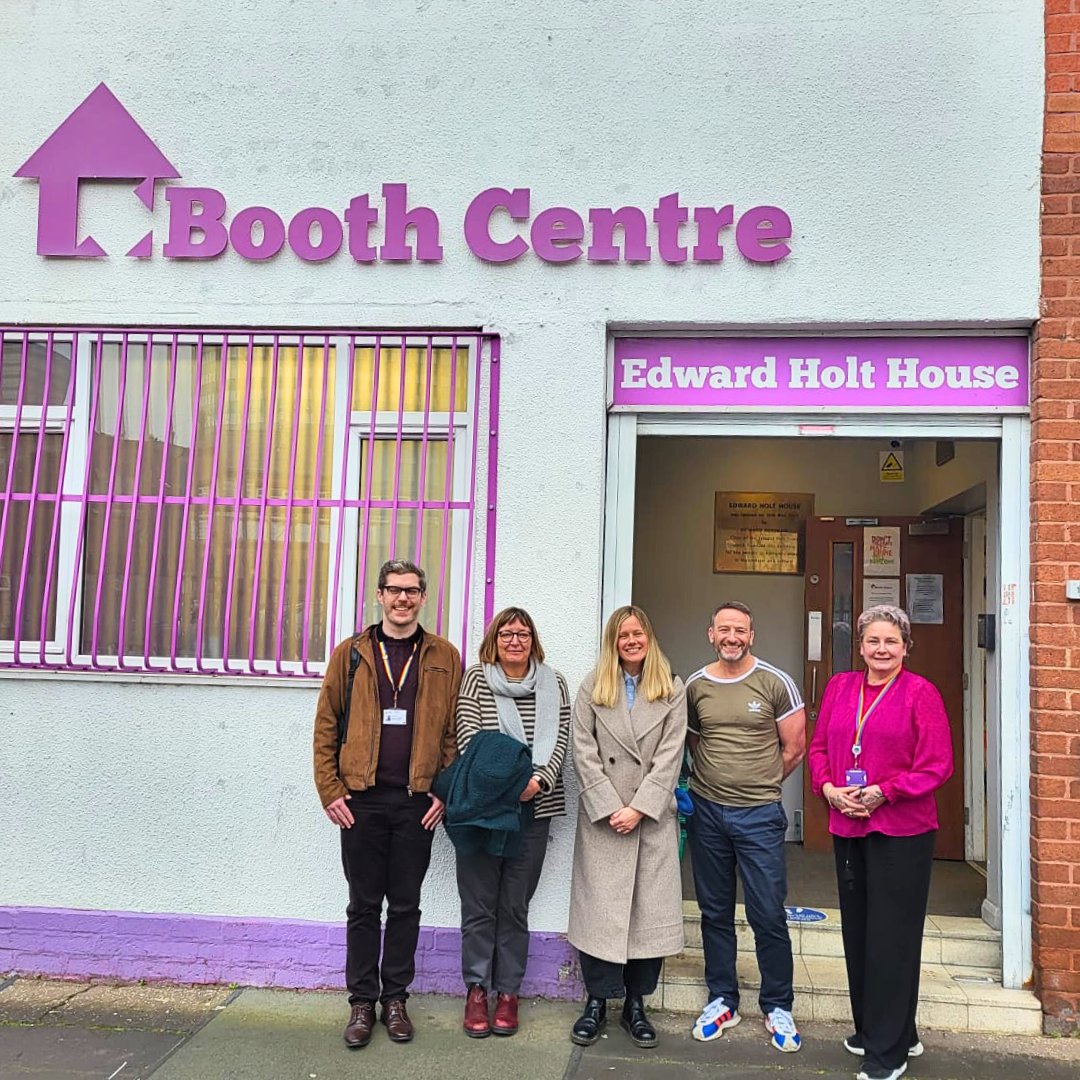 We were thrilled to welcome Sarah Goodwin and team from the Liverpool Combined Authority at the Booth Centre today. 

We're all really excited to continue the conversation about how we can work in partnership across the North West!

#BoothCentre #PartnershipWorking