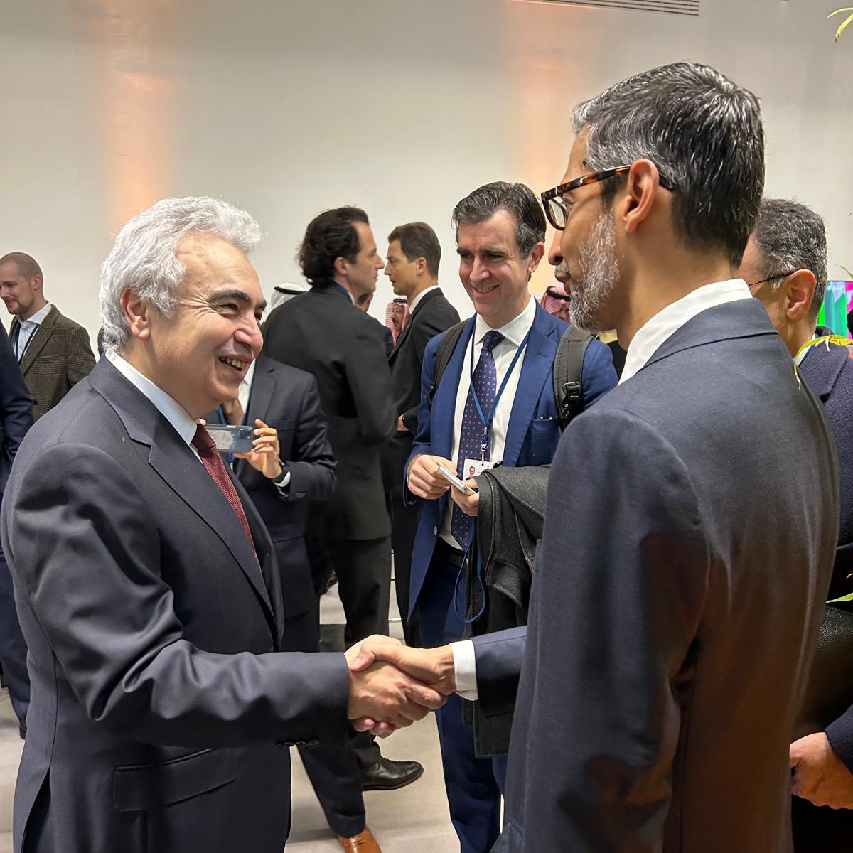 Fatih Birol (@fbirol) on Twitter photo Very pleased that <a href="/IEA/">International Energy Agency</a> is collaborating with <a href="/Google/">Google</a> on a major upcoming IEA special report on energy & AI and on our Observatory tracking energy, AI & data centres globally
Great to discuss this cooperation with Google CEO <a href="/sundarpichai/">Sundar Pichai</a> today at the #AIActionSummit in Paris Very pleased that <a href="/IEA/">International Energy Agency</a> is collaborating with <a href="/Google/">Google</a> on a major upcoming IEA special report on energy & AI and on our Observatory tracking energy, AI & data centres globally
Great to discuss this cooperation with Google CEO <a href="/sundarpichai/">Sundar Pichai</a> today at the #AIActionSummit in Paris