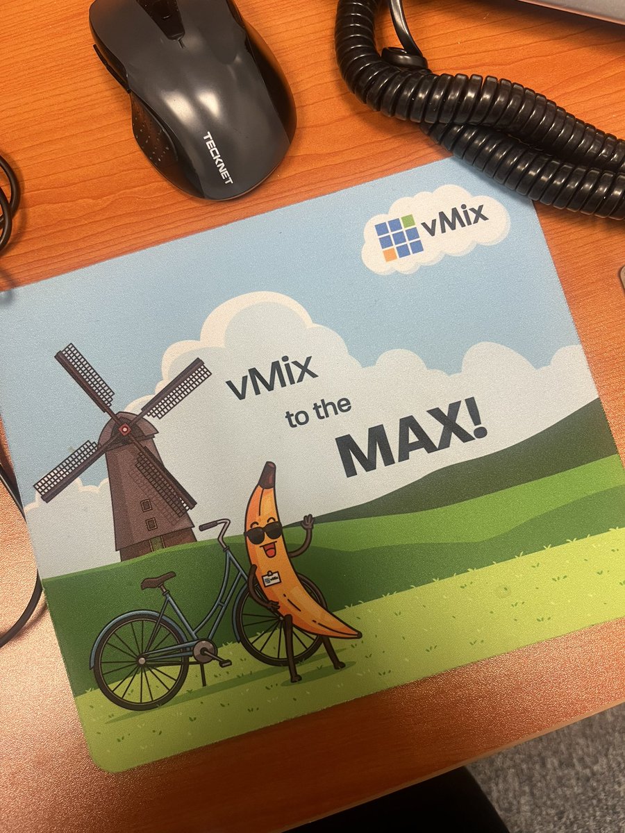 lotty🐇 tweet media