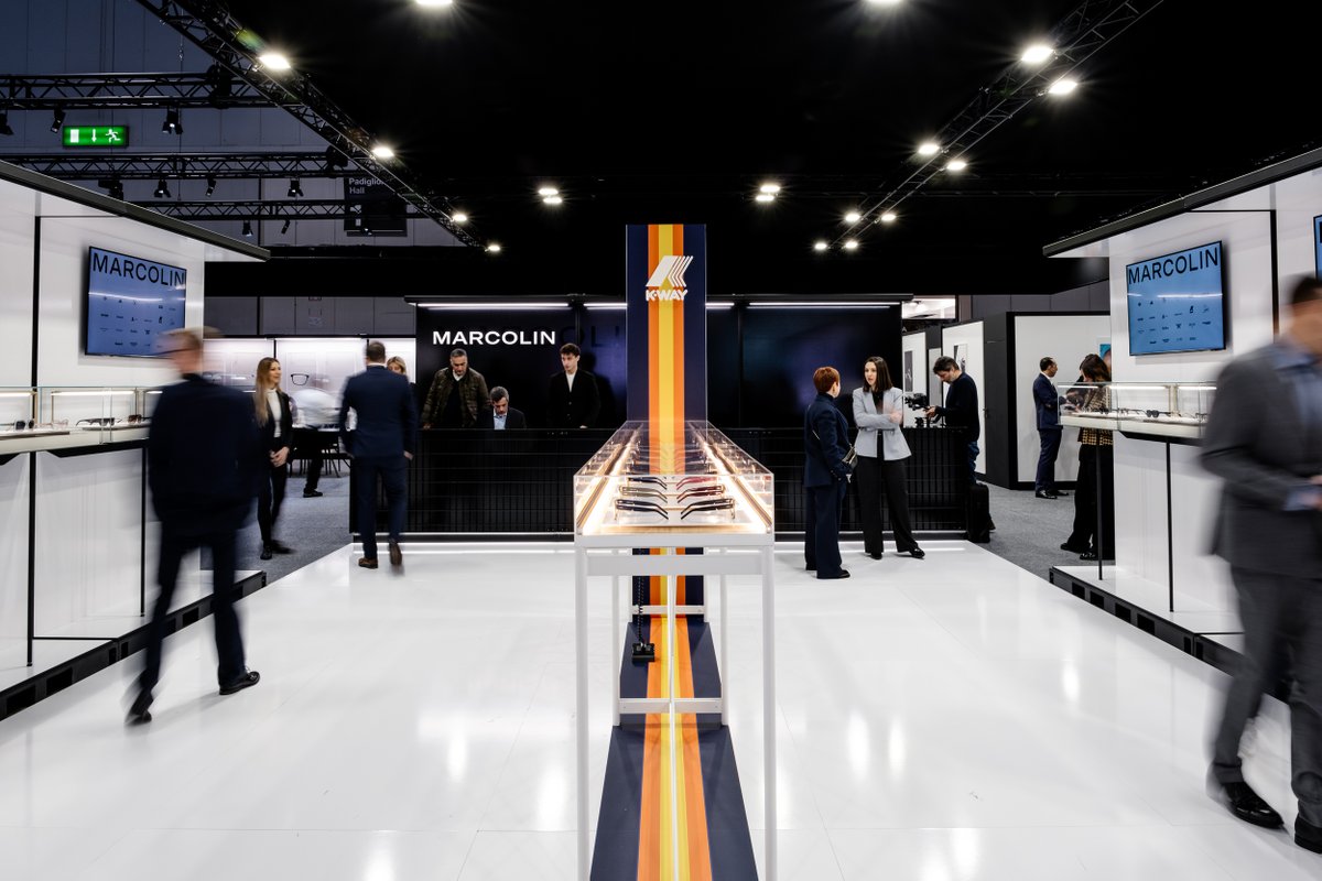 CommunityGroup_'s tweet image. 110M di persone vedono il mondo con occhiali Made in Italy 🇮🇹
L&apos;eyewear è da sempre un settore centrale nel racconto di Community sul saper fare italiano, affiancando le aziende leader.
A @MIDOExhibition, con @marcolineyewear, abbiamo visto le novità  e l&apos;inedita “Framing Light”.