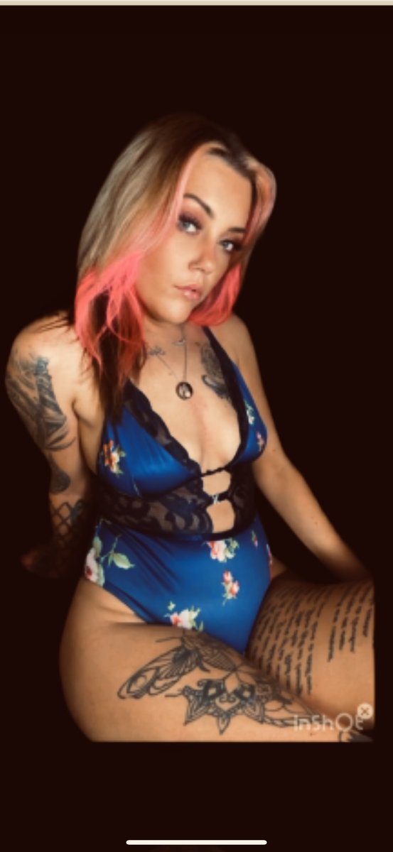 mo36969's tweet photo. #onlyfans #of #hotgirls #tatts #piercings #pinkhair #greeneyes #blue #girl #tattoo #content #subscribe https://t.co/Zf422uQsSI