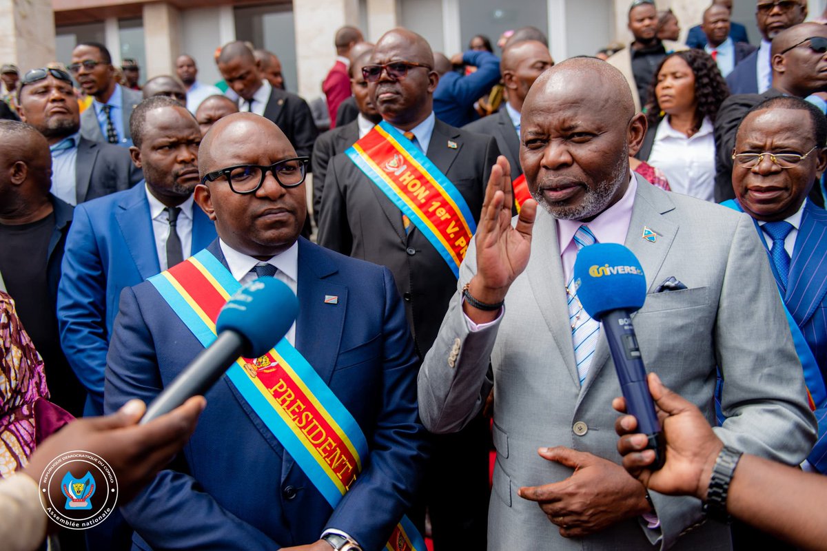 CLusukisa76864's tweet photo. Soyons tous unis comme un seul homme derrière le Président de la République, et derrière nos Forces Armées, et ayons toujours une pensée pour les Populations du Nord-Kivu, du Sud-Kivu et de l’Ituri qui souffrent sérieusement, Message du Président de l’AN @VitalKamerhe1.
@uncrdc https://t.co/Jn5zjrFQgq