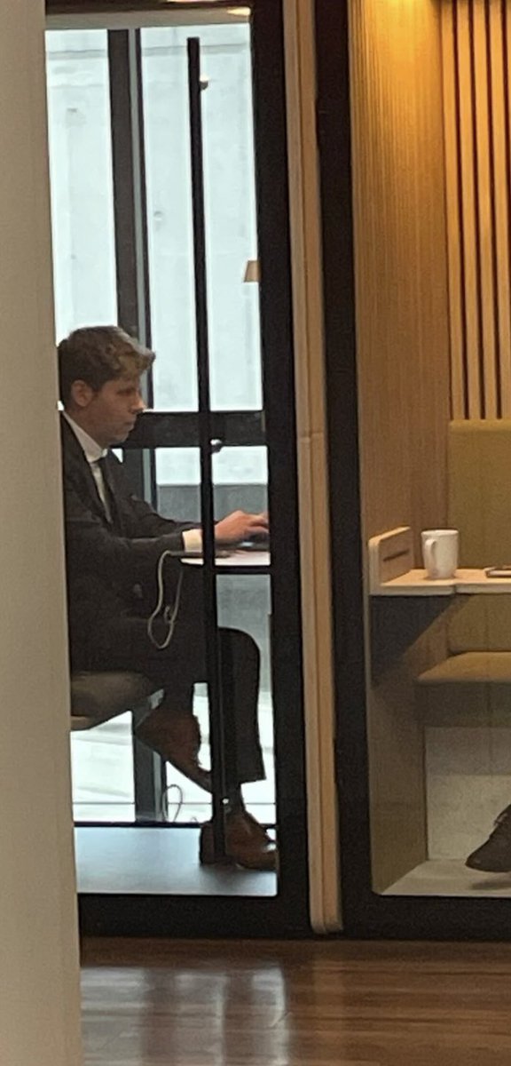 Newbie on our team!! Recognize him?? 🤫🤩