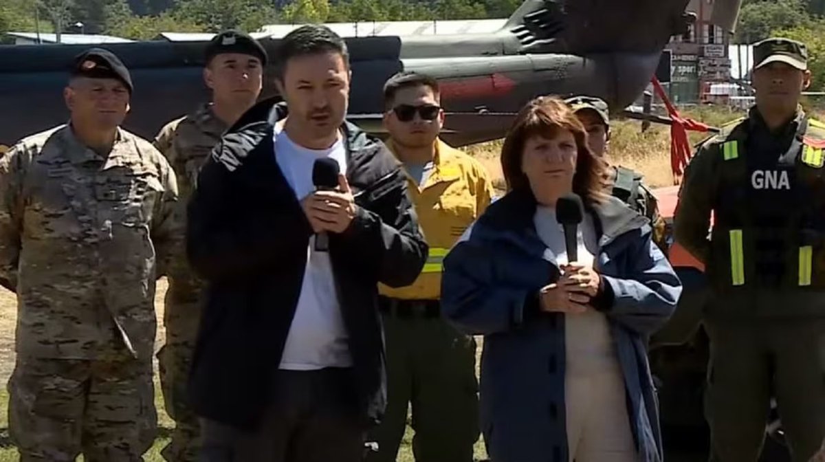 🔥PETRI Y BULLRICH DESDE EL BOLSÓN🔥:

"El incendio fue intencional y premeditado"

"Se creará la agencia federal de emergencias"

"Vamos a ser implacables con aquellos que incendian y hacen terrorismo"

"Vamos a elevar las penas a quienes cometan estos delitos"