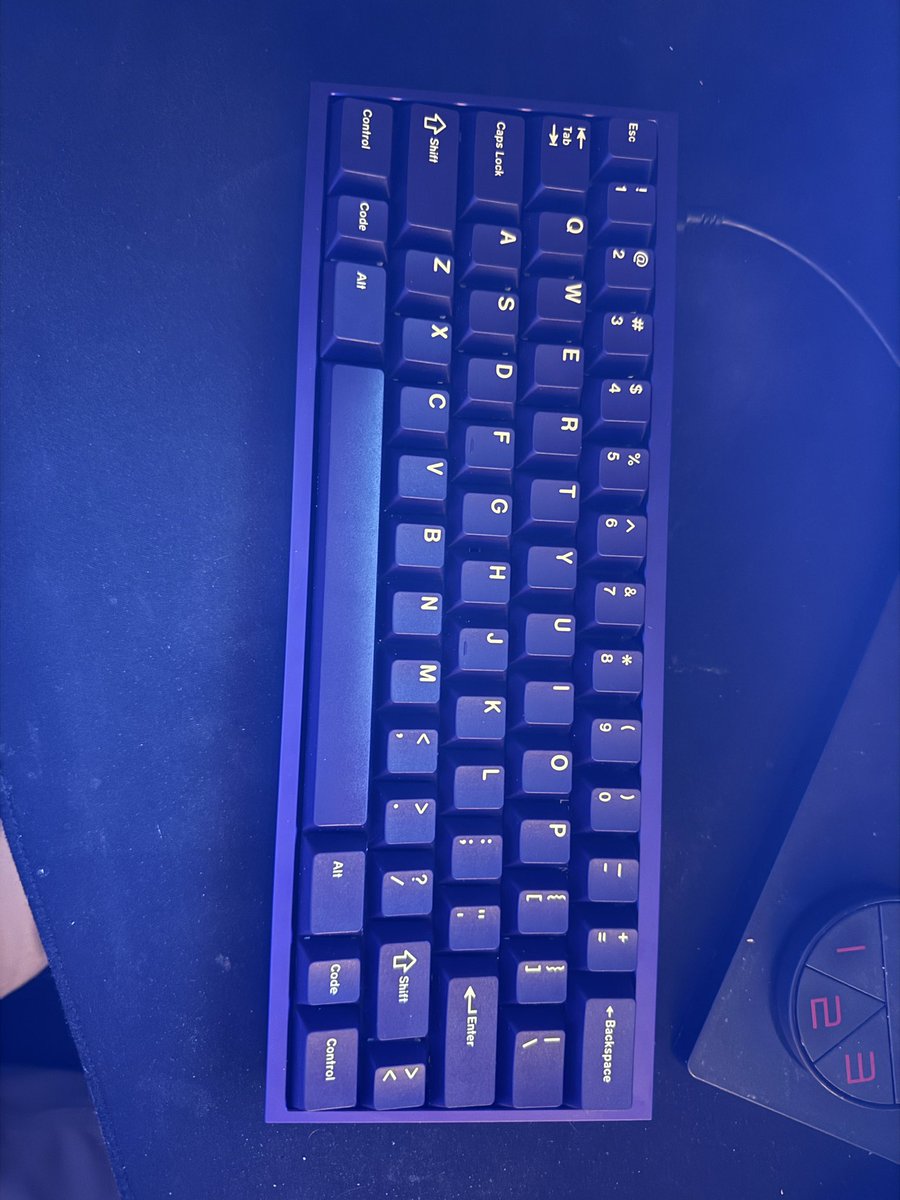 SM1LE (@sm1leval) on Twitter photo Received my custom keyboard from <a href="/VarbilStudios/">Varbil Studios</a> today, and gotta say, this is the best sounding and overall best keyboard by far that i’ve ever used. 10/10 recommend Received my custom keyboard from <a href="/VarbilStudios/">Varbil Studios</a> today, and gotta say, this is the best sounding and overall best keyboard by far that i’ve ever used. 10/10 recommend