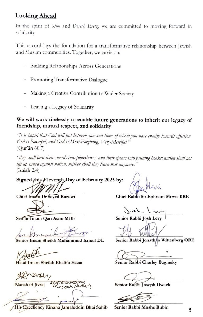 rsopher's tweet image. It was interesting to observe that in all the discussions that took place at Drumlanrig House to reach these momentous accords, that no religious or theological objection was raised to reconciliation, understanding and solidarity between Muslims and Jews.