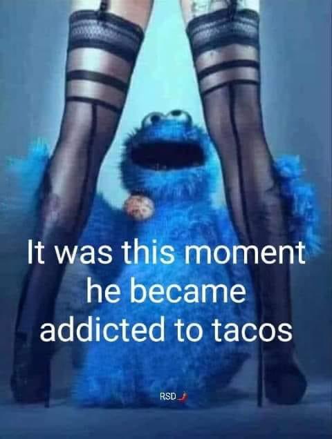 Morning Xer's 🌄 🌅 I'm a little late but still morning! Big snow storm coming in tomorrow morning so I will be busy the next couple of days! Enjoy your week and happy taco Tuesday 🤣😂🤣
