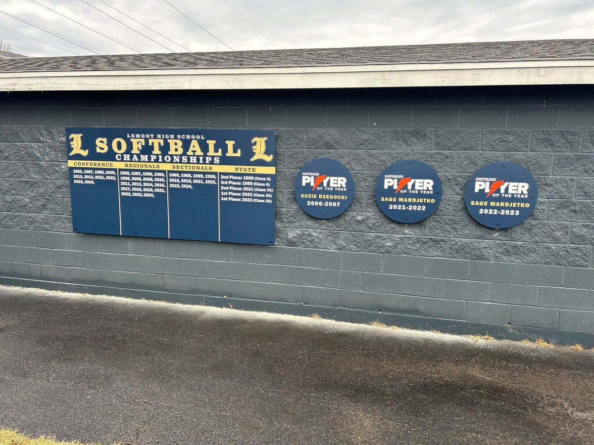 Don't let them go unnoticed! Recognition boards provide more than just a mere pat on the back – they symbolize dedication, perseverance, and the drive for greatness. 

Check out our School Recognition Boards Catalog for more options and ideas! ow.ly/R6w150UXTuh