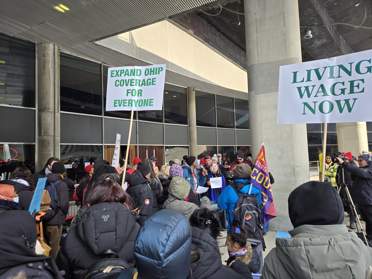 Don Valley Community Legal Services (@donvalleycls) on Twitter photo We're at the Fund Our City rally outside City Hall with <a href="/planningtoronto/">Social Planning Toronto</a> and other community partners. We're calling on Council not to make cuts and to better fund programs, like RentSafeTO, MURA, EPIC and Rent Bank. Our clients rely on these programs to protect their homes. We're at the Fund Our City rally outside City Hall with <a href="/planningtoronto/">Social Planning Toronto</a> and other community partners. We're calling on Council not to make cuts and to better fund programs, like RentSafeTO, MURA, EPIC and Rent Bank. Our clients rely on these programs to protect their homes.