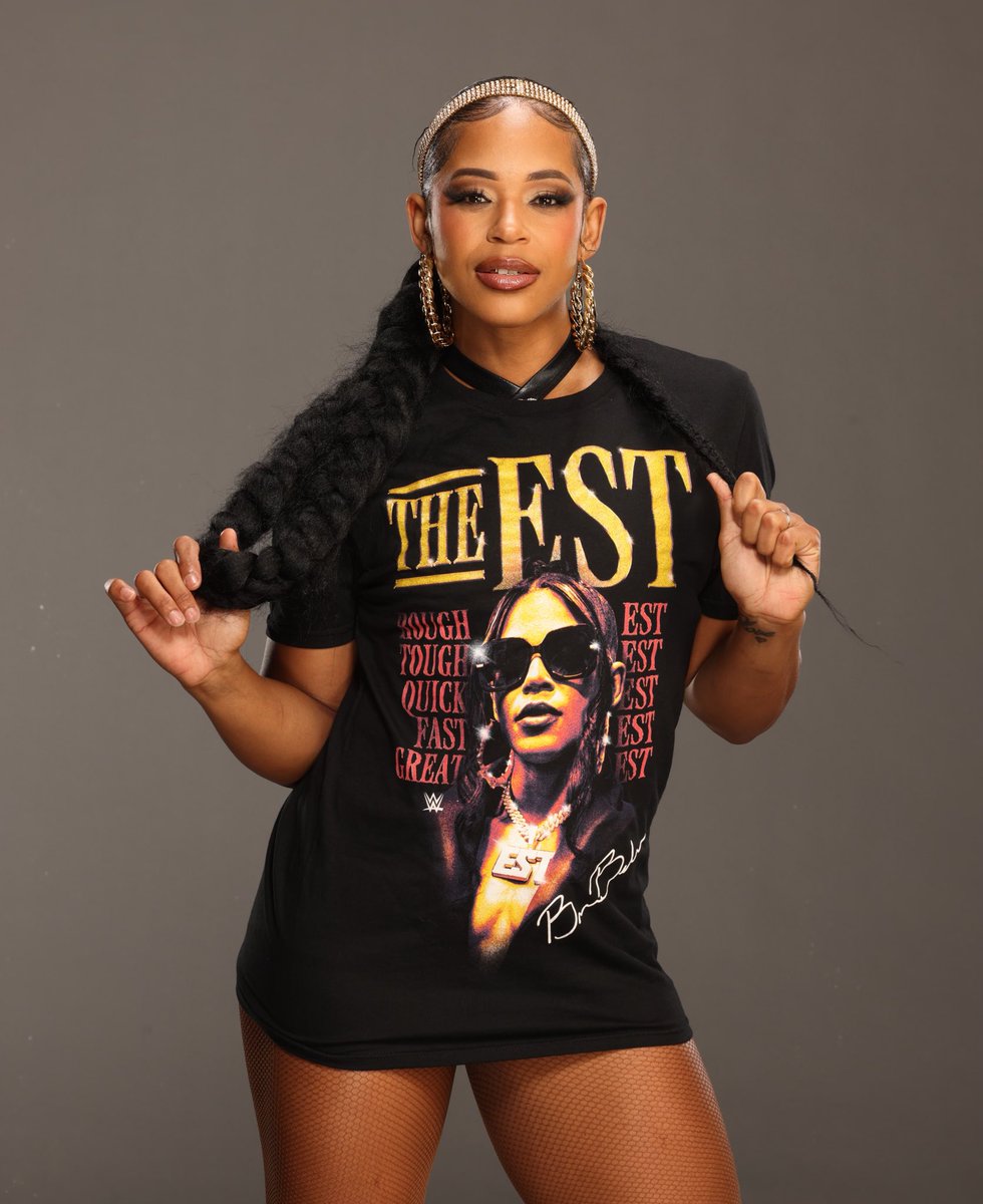 BiancaBelairWWE's tweet image. Shirt available at @wweshop 😍🔥
THE EST
💋
#ESTofWWE

shop.wwe.com/en/?_ref=p-HP%…