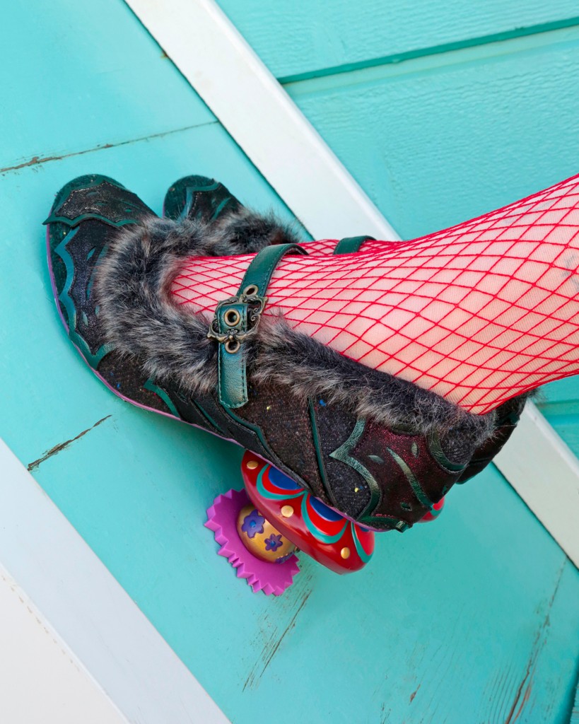 Definitely a mush have 🍄

Add a little woodland magic to your wardrobe with 'Velvet Parasol' ✨ Only a few pairs left! Grab yours before the forest reclaims them... 🧚

irregularchoice.co/40QIyCC

#irregularchoice #conceptheel #mushroom #toadstool #fairycore #goblincore
