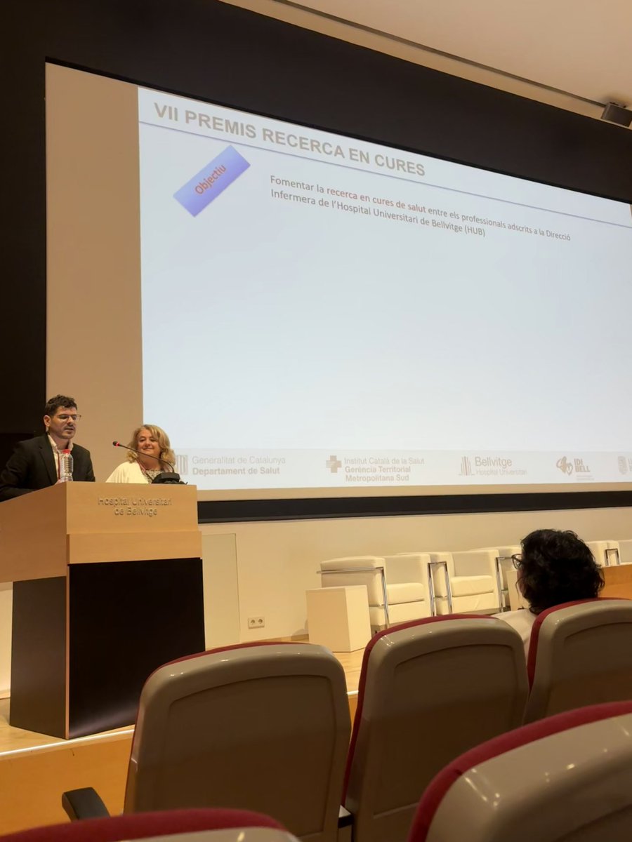 Andrea Urbina (@andreaaurbinaa) on Twitter photo 📣 Espectacular #JornadadeRecercaMultidisciplinar d’avui a l’<a href="/hbellvitge/">Hospital Universitari Bellvitge | HUB</a> . Grans projectes presentats als Premis de Recerca en #Cures liderats per professionals de la direcció infermera 💪🏻👏🏻👏🏻 Felicitats !! #OrgullBellvitge #RecercaenCures #Seguim🔝🔝 📣 Espectacular #JornadadeRecercaMultidisciplinar d’avui a l’<a href="/hbellvitge/">Hospital Universitari Bellvitge | HUB</a> . Grans projectes presentats als Premis de Recerca en #Cures liderats per professionals de la direcció infermera 💪🏻👏🏻👏🏻 Felicitats !! #OrgullBellvitge #RecercaenCures #Seguim🔝🔝