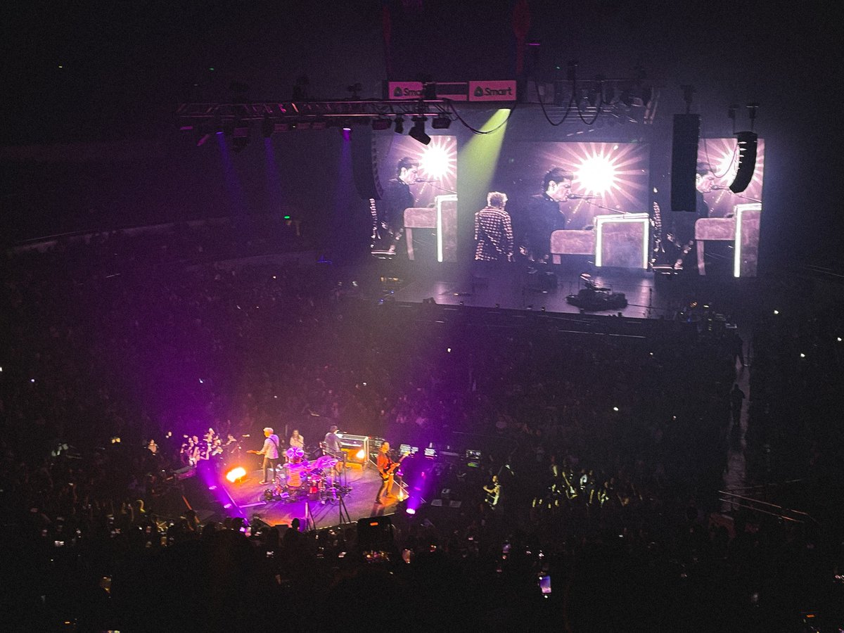 noelangeloc's tweet photo. The Script 🎶🎵 https://t.co/0dF01muNOY