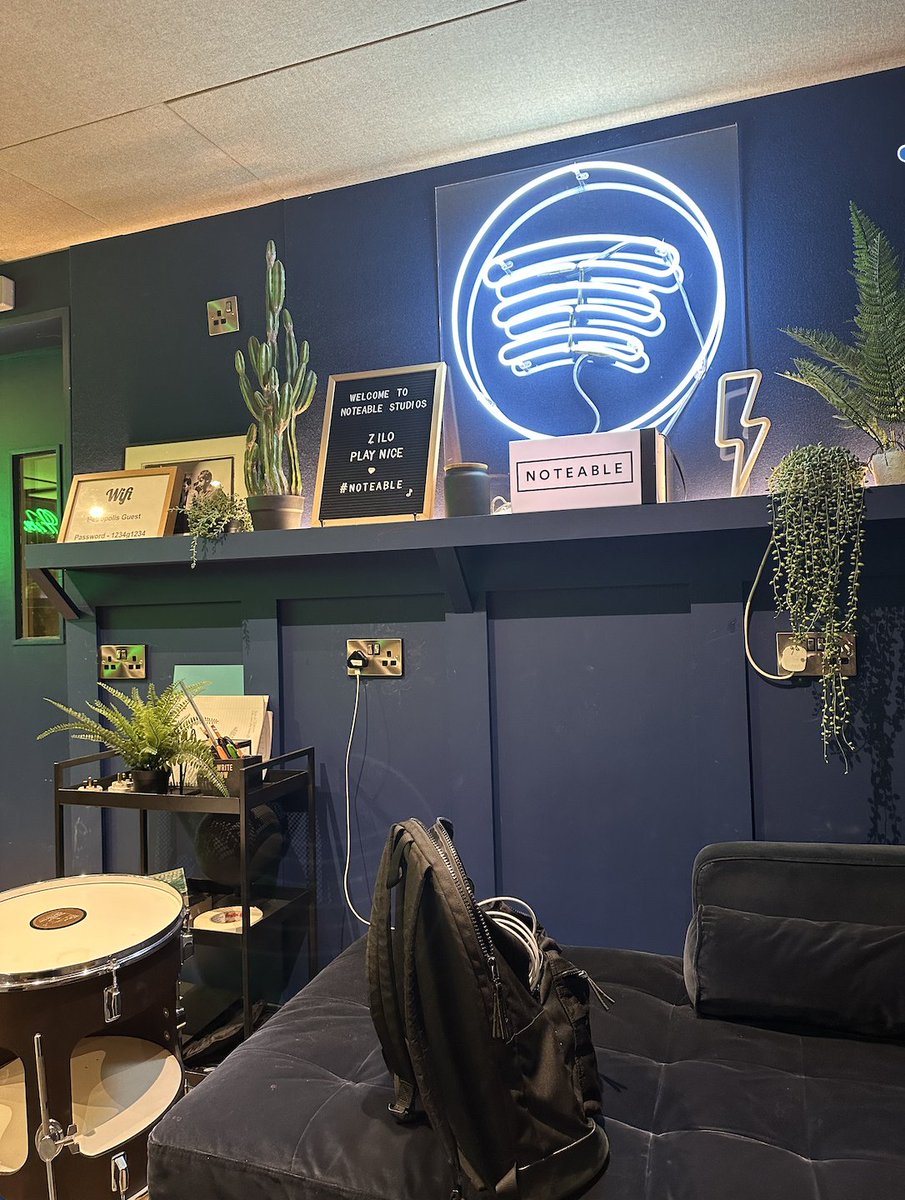 ☻ ☆ Zilo ☆ ☻ tweet media