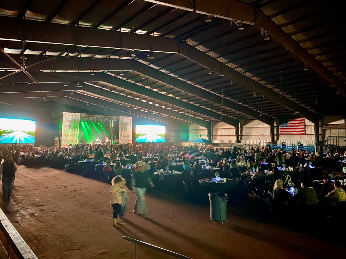 WCS_Texas's tweet photo. By celebrating our thriving community alongside local businesses and leaders, WCS had a fantastic evening at the 71st Annual Andrews Chamber Banquet. 

Thank you to the Chamber for another wonderful event, and to @eastoncorbin  for an unforgettable performance! https://t.co/XHoNjQGfHK