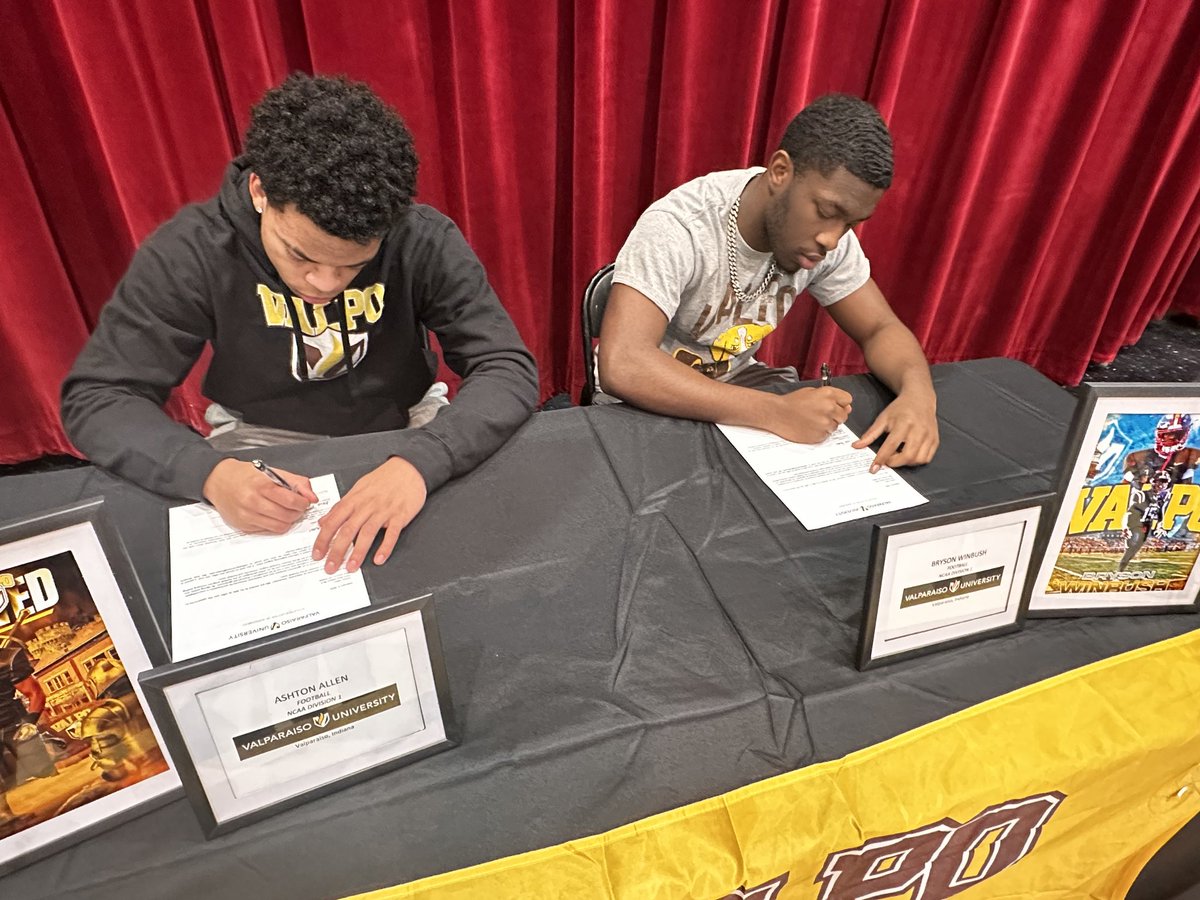 Congratulations, Ashton Allen, on his commitment to Valpo.  <a href="/napls_athletics/">New Albany Athletics</a> <a href="/NewAlbanyFB/">New Albany Football</a> <a href="/valpoufootball/">Valpo Football</a> <a href="/newalbanyTF/">New Albany TF/XC</a>