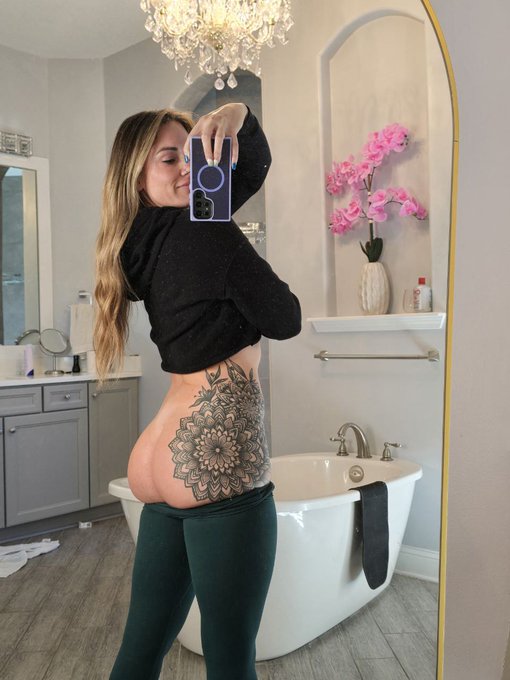 My Onlyfans is literally NO PPV ? https://t.co/9sZVUHZ15E
