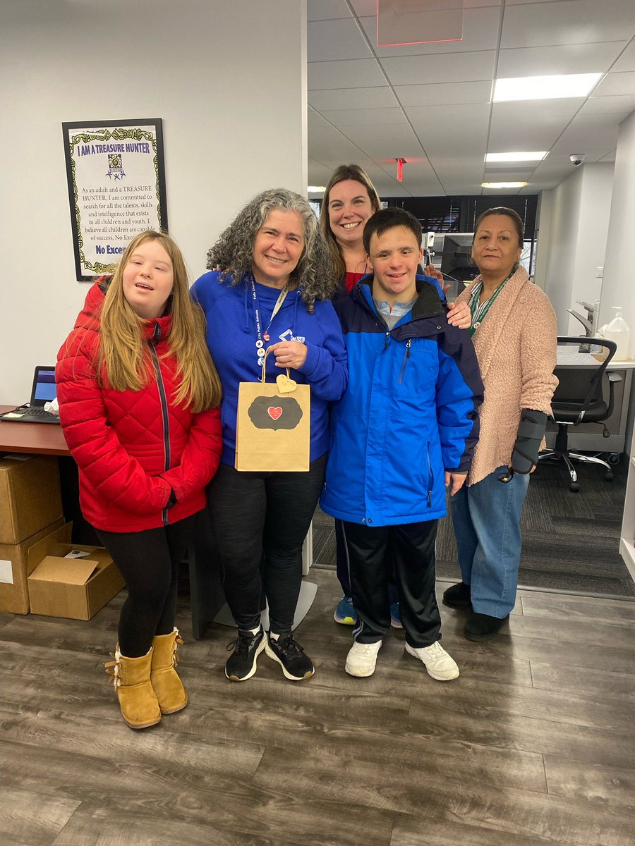 Stephanie Komajda tweet media