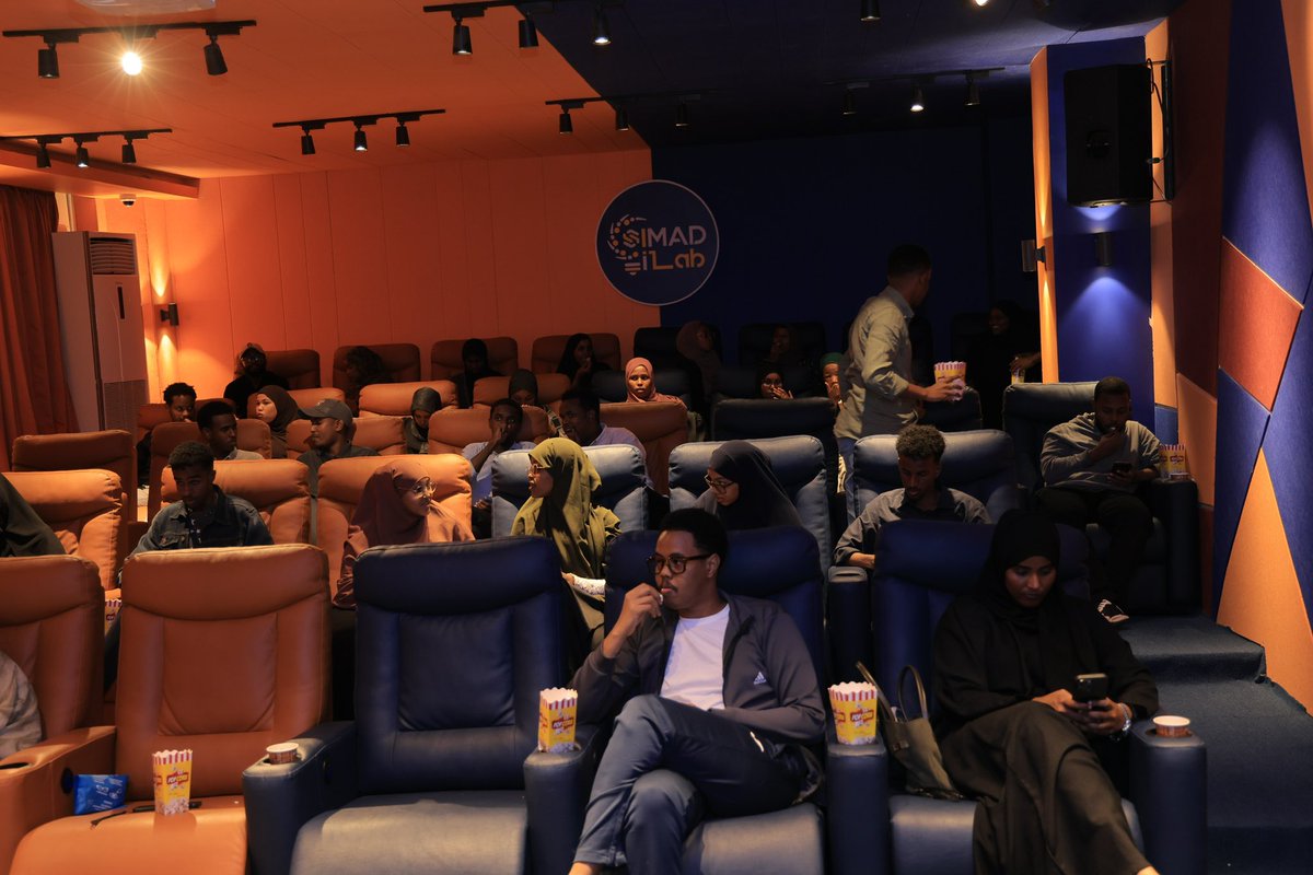ACMogadishu's tweet image. Thursday’s documentary screening was followed by great connections and inspiring conversations. A wonderful evening of networking and learning! #ACMogadishu #FlimNetworking #ACScreening