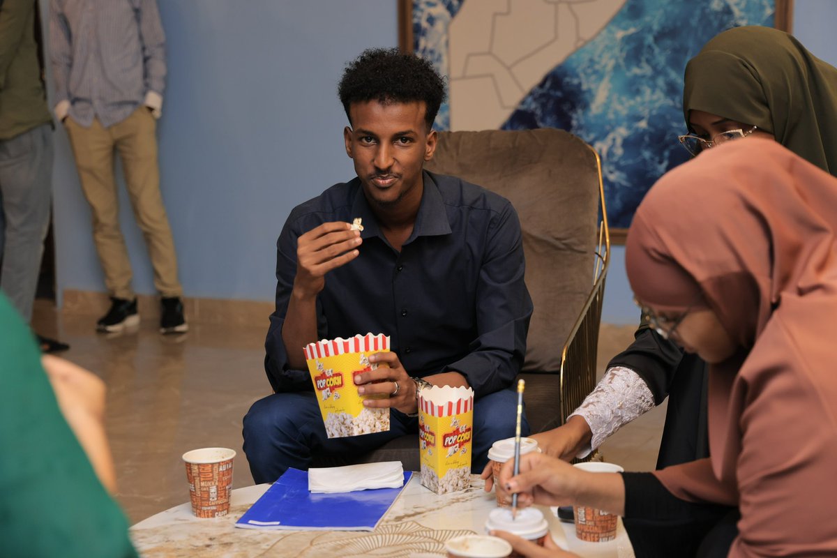 ACMogadishu's tweet image. Thursday’s documentary screening was followed by great connections and inspiring conversations. A wonderful evening of networking and learning! #ACMogadishu #FlimNetworking #ACScreening