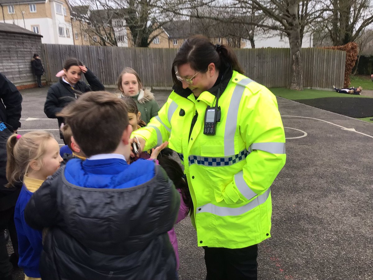 Thank you to Sudbury Police for coming into Pot Kiln Primary School to support our Safer Internet Day.