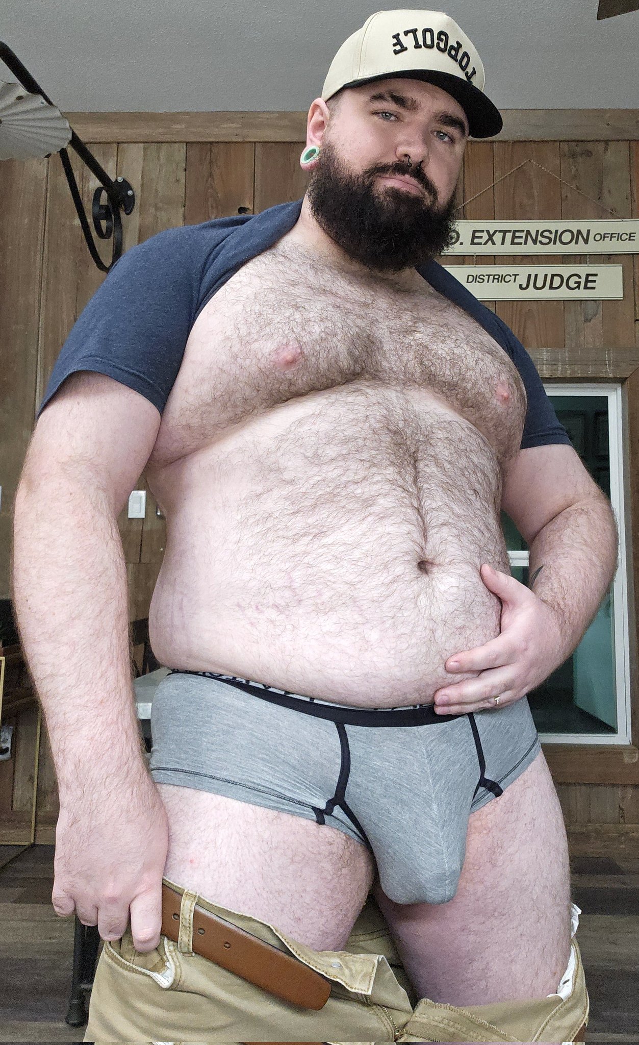 Texas Beef on X: Like to rub dads belly, rt to rub his bulge, do both if  youll rub his belly and suck on his bulge. gay daddy belly bulge  hairy t.coPOnfSQkHSG 