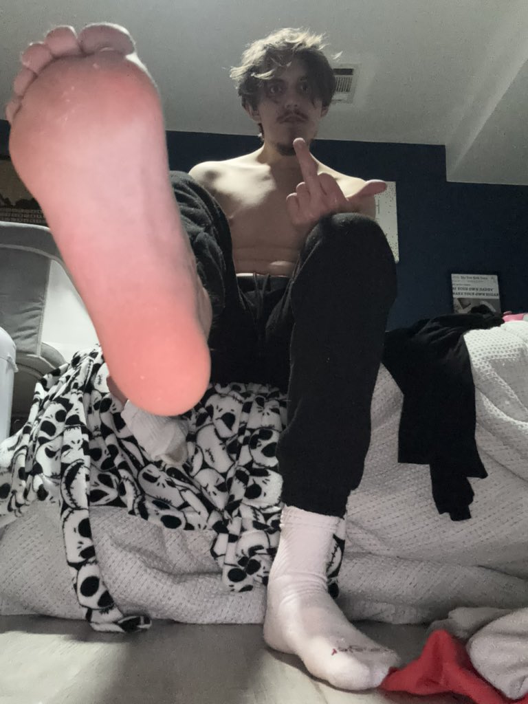 masterzell's tweet photo. Let these musty ass soles take all your cash you fucking disappointments

DMS OPEN, text me

VALENTINES DAY DEALS ON CUSTOMS OVER 5 MINS!! https://t.co/AwHnKS3x19