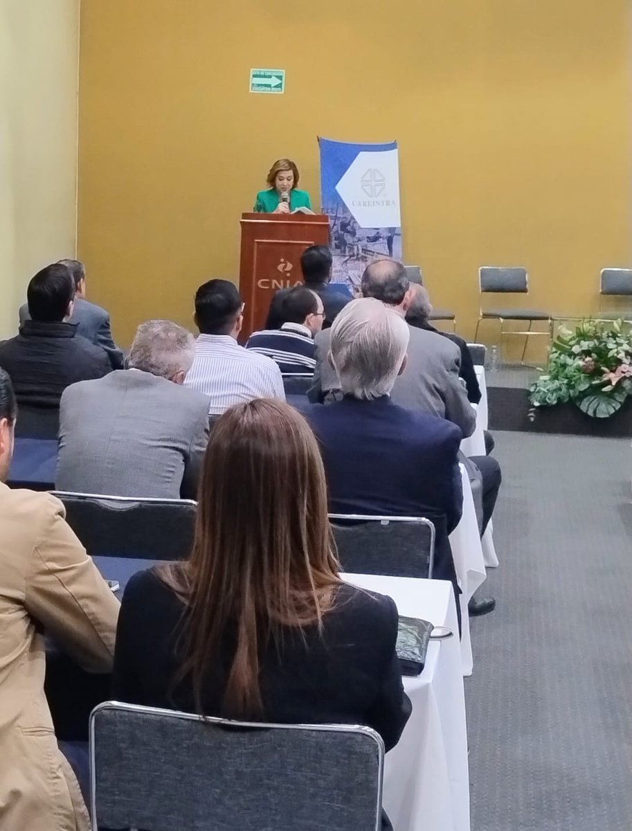 careintra's tweet photo. ¡#ForoEnergético exitoso! Hoy en @CAREINTRA discutimos las últimas tendencias en eficiencia energética. Gracias a @SEDESJalisco, @FIDEJalisco y @CIJEM_Jalisco por compartir sus conocimientos. ¡Juntos por un futuro más sostenible! #EficienciaEnergética #IndustriaJalisco https://t.co/Z9QM1U3Flo