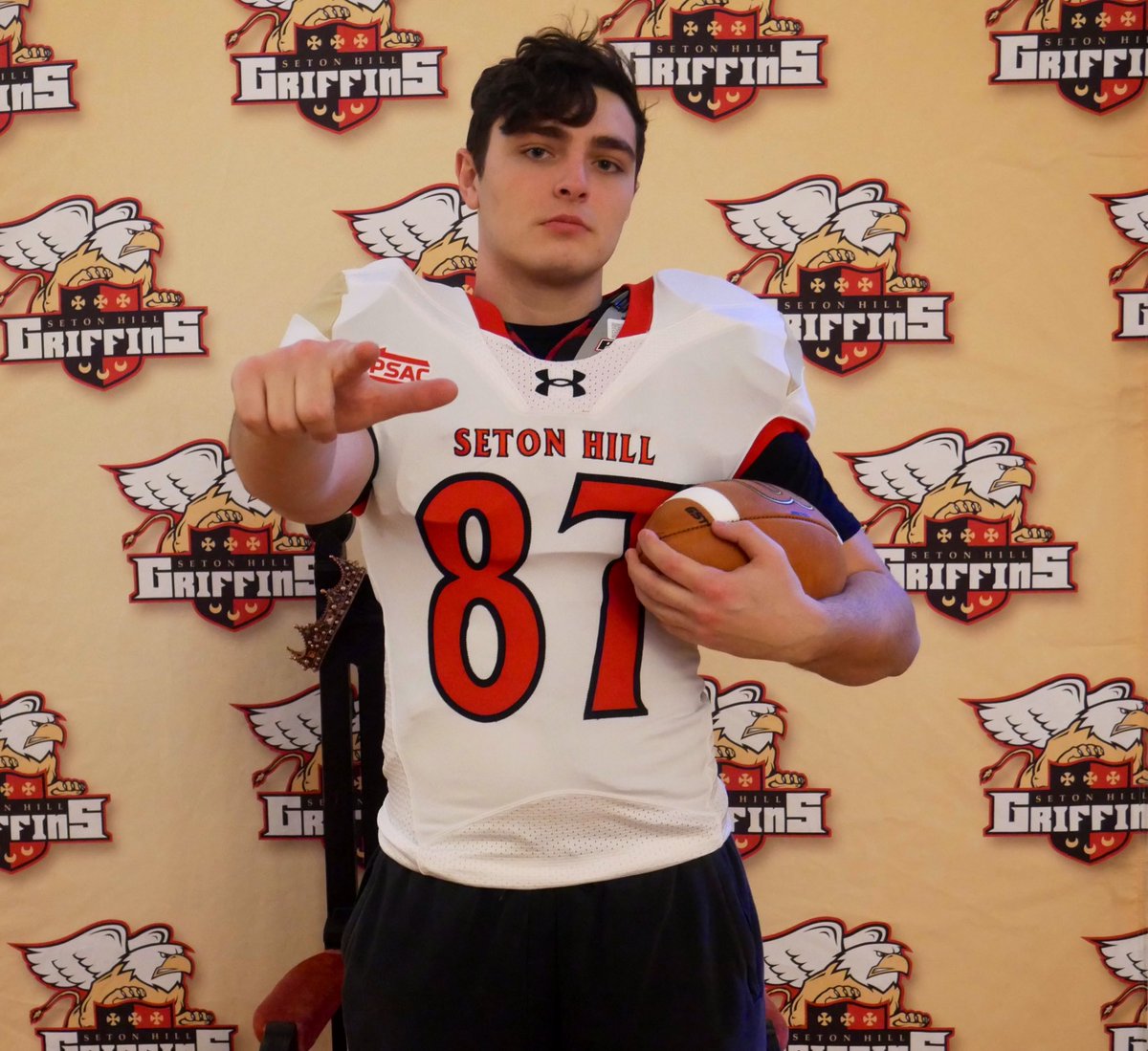Timothy Myers (@tim_myers87) on Twitter photo After a great visit and conversation with <a href="/CoachDay_/">Daniel Day</a> , I’m blessed to receive and offer from <a href="/SHU_FBALL/">Seton Hill University Football</a>! Thank you <a href="/coachfiegener/">Coach Ross Fiegener</a> <a href="/Coach_B_Holzer/">Blaise Holzer</a> <a href="/CoachKevinMay/">Coach Kevin May</a> and the rest of the staff for the hospitality!
#NCAA #PSAC #CPCW #TheGriffinWay After a great visit and conversation with <a href="/CoachDay_/">Daniel Day</a> , I’m blessed to receive and offer from <a href="/SHU_FBALL/">Seton Hill University Football</a>! Thank you <a href="/coachfiegener/">Coach Ross Fiegener</a> <a href="/Coach_B_Holzer/">Blaise Holzer</a> <a href="/CoachKevinMay/">Coach Kevin May</a> and the rest of the staff for the hospitality!
#NCAA #PSAC #CPCW #TheGriffinWay
