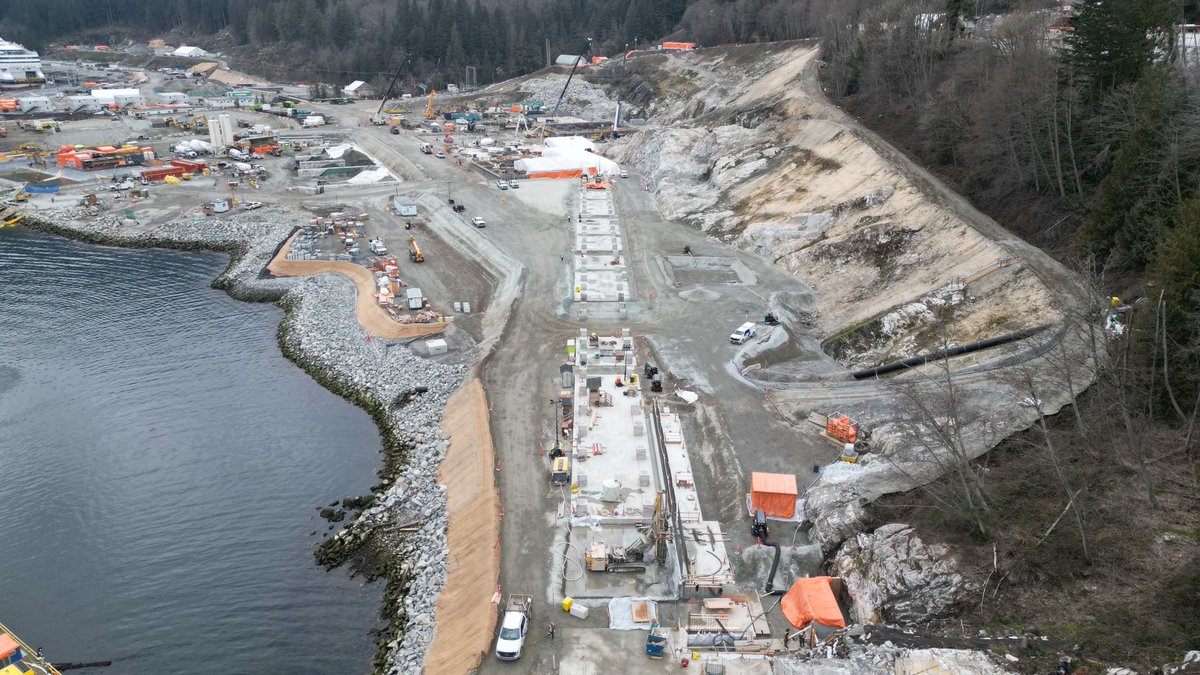 Construction continues on the Woodfibre LNG facility, including foundation work for the LNG processing equipment and modules expected to arrive this year. 

Learn more in our latest update: ow.ly/g68s50UY9yr
#LNGConstruction
